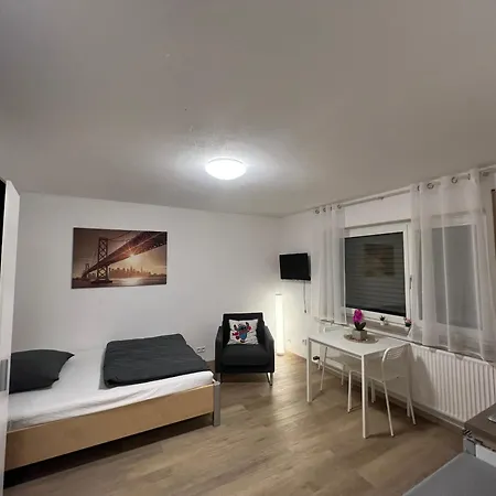 Nr 7 Am Stuttgarter Flughafen Und Messe דירה *