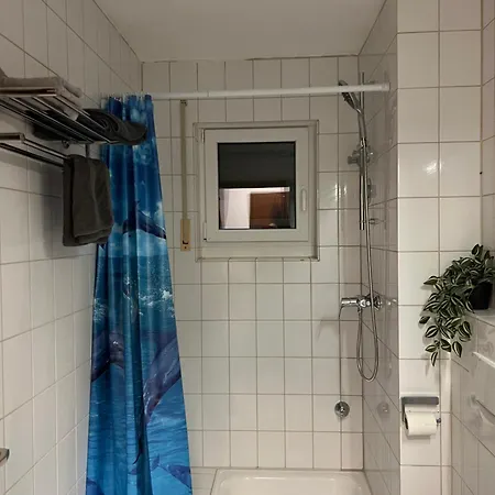 Nr 7 Am Stuttgarter Flughafen Und Messe *