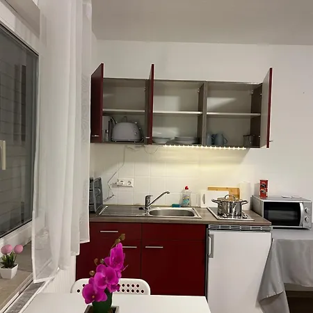 Nr 7 Am Stuttgarter Flughafen Und Messe * ליינפלדן-אכטרדינגן