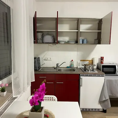 Nr 7 Am Stuttgarter Flughafen Und Messe * ליינפלדן-אכטרדינגן